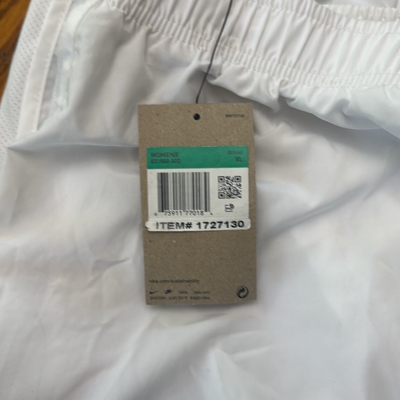 Nike Dri FIT Tempo Women's Brief-Lined
Printed Running Shorts nwt - Picture 7 of 7